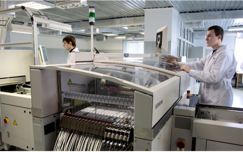 詳解電子加工廠是如何做出一塊電路板？