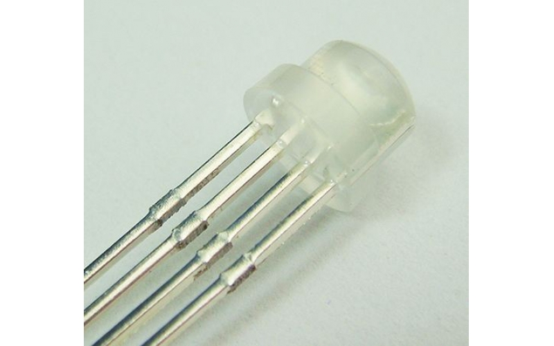 專業(yè)解讀：到底有沒有發(fā)光三極管？