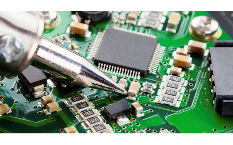 PCBA加工中的電烙鐵焊錫到底有沒有毒？