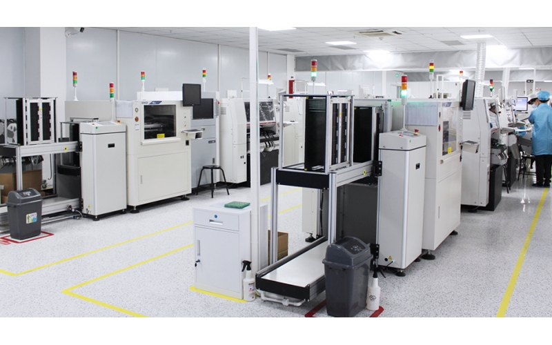 PCBA加工廠如何保證貼片機(jī)精度？