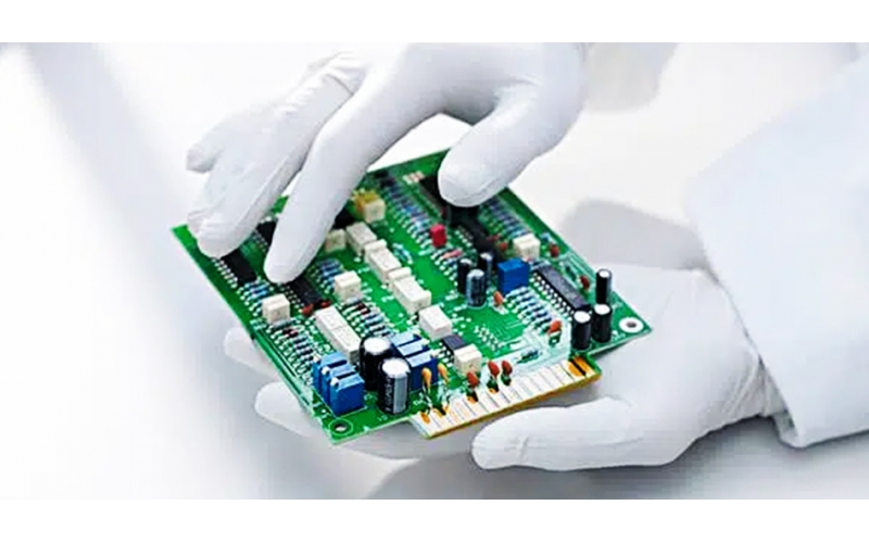 如何選擇適合中小企業(yè)的PCBA工廠？