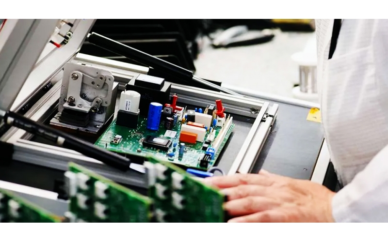 如何通過客戶反饋選擇合適的PCBA工廠？